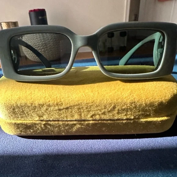 Gucci Sunglasses - Picture 1 of 7